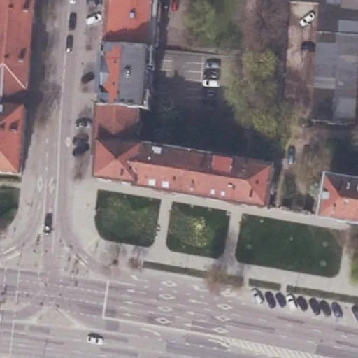 Vaizdas iš viršaus: Karaliaus Mindaugo pr. 32, Kaunas