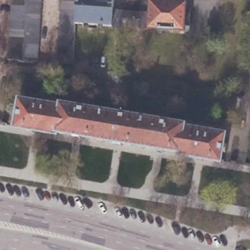 Vaizdas iš viršaus: Karaliaus Mindaugo pr. 33, Kaunas