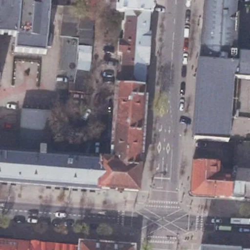 Vaizdas iš viršaus: A. Mickevičiaus g. 13, Kaunas