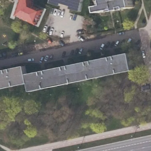 Vaizdas iš viršaus: Taikos pr. 33, Kaunas