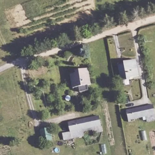 Vaizdas iš viršaus: Naujoji g. 8, Dauginčiai