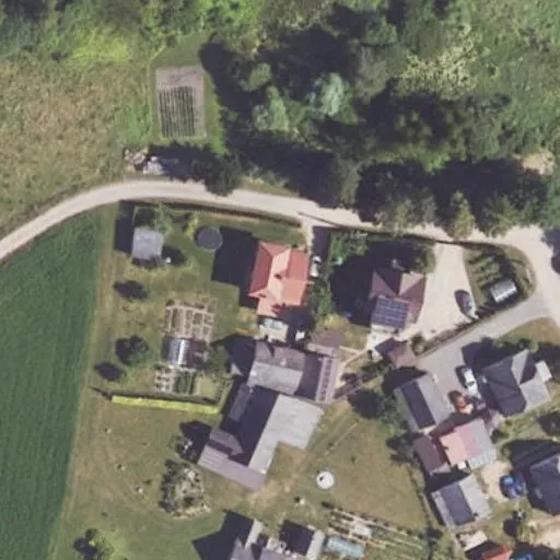 Vaizdas iš viršaus: Taikos g. 13, Pabiržė
