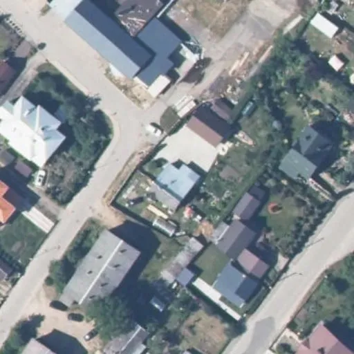 Vaizdas iš viršaus: V. Krėvės g. 11, Varėna