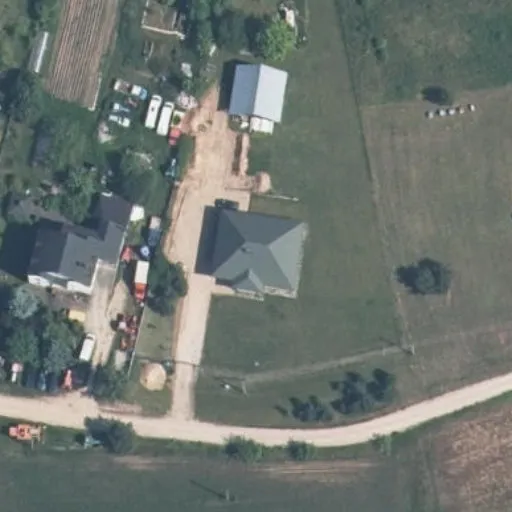 Vaizdas iš viršaus: Lenkų g. 1B, Mickūnai