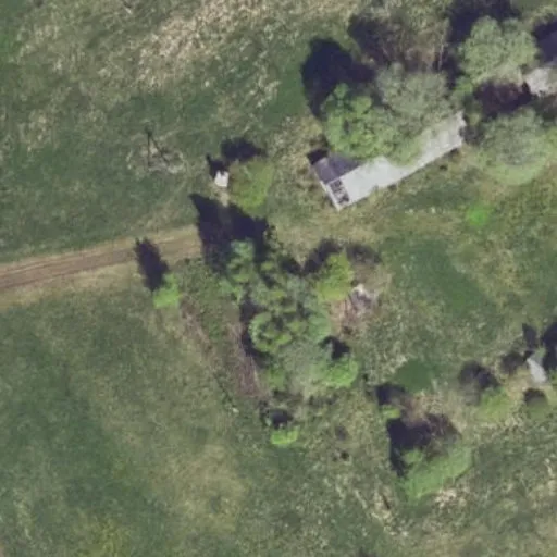 Vaizdas iš viršaus: Marių g. 24, Kiemionys