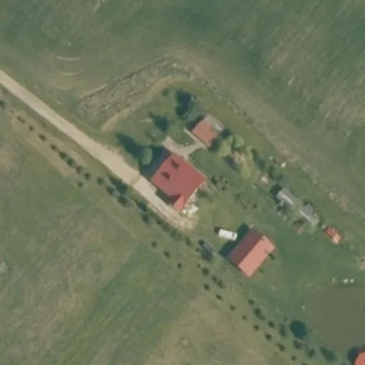 Vaizdas iš viršaus: Kadagių g. 2, Kadugiai
