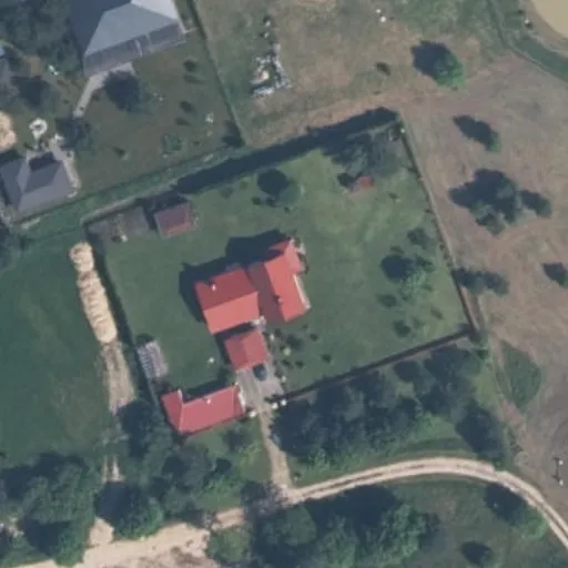Vaizdas iš viršaus: Užupio g. 64, Mickūnai