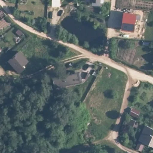 Vaizdas iš viršaus: Pavasario 1-oji g. 8, Bratoniškės