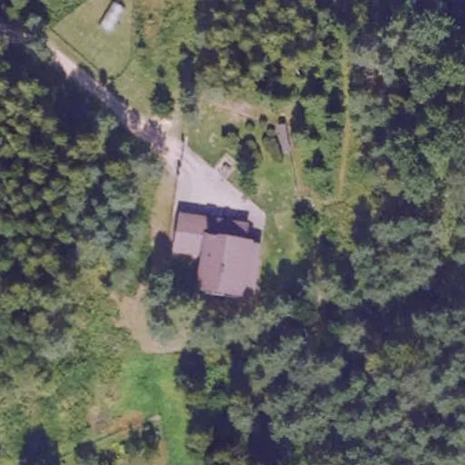 Vaizdas iš viršaus: Centrinė g. 78, Adomaičiai