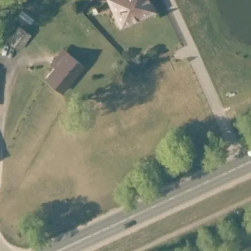 Vaizdas iš viršaus: Tilžės pl. 24, Taurai