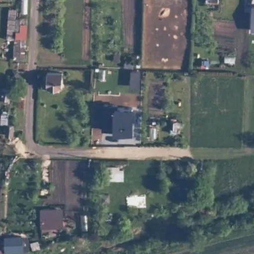 Vaizdas iš viršaus: Guobų g. 41, Kairiai