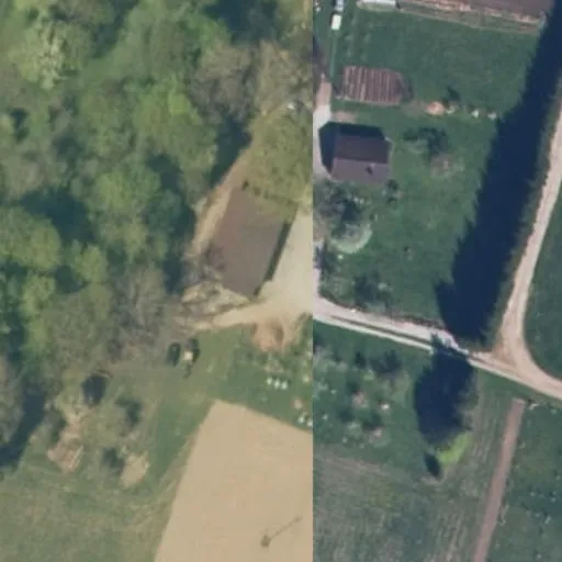 Vaizdas iš viršaus: Krienynės g. 16, Lomiai