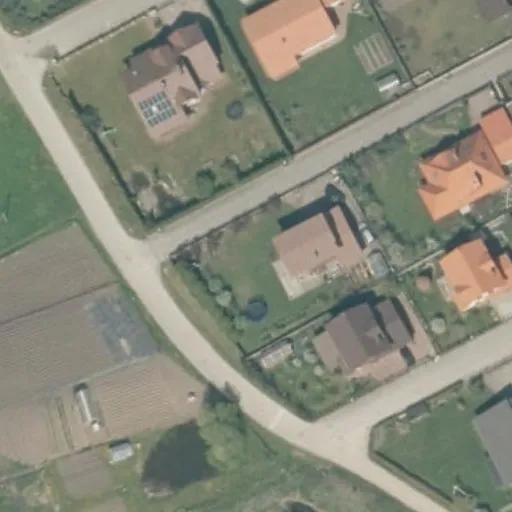 Vaizdas iš viršaus: Bičių g. 1, Ginduliai