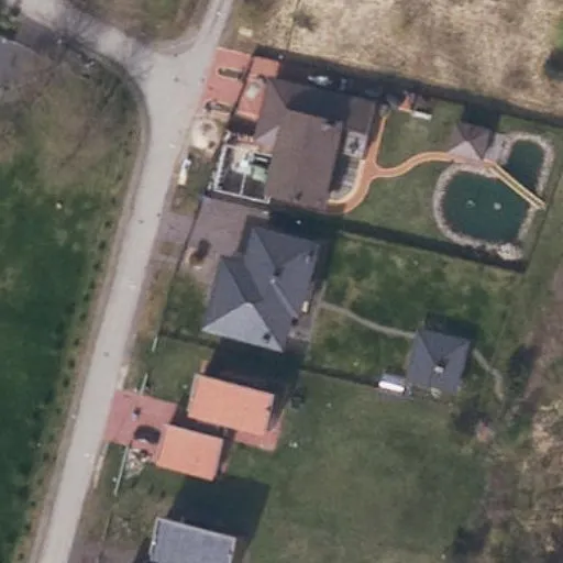 Vaizdas iš viršaus: Smiltynų g. 8, Ginėnai