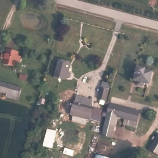 Vaizdas iš viršaus: Draugystės g. 72, Lukšiai