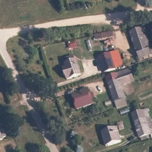 Vaizdas iš viršaus: Statybininkų g. 16, Pilviškiai