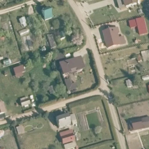 Vaizdas iš viršaus: Agluonos 11-oji g. 1, Šnaukštai