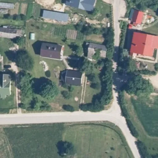 Vaizdas iš viršaus: Beržų g. 1, Lazdėnai