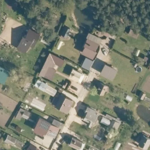 Vaizdas iš viršaus: Vyšnių g. 12, Struikai