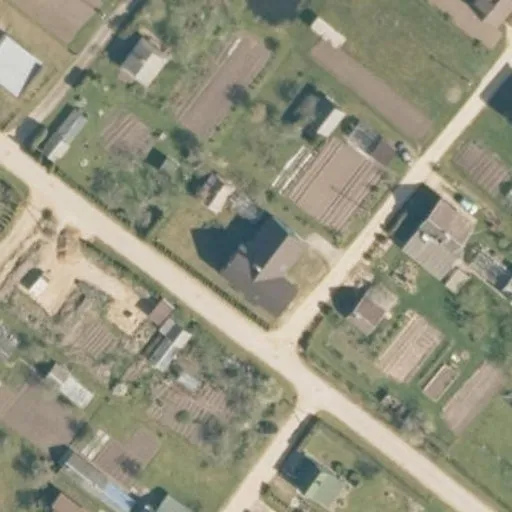 Vaizdas iš viršaus: Alyvų 1-oji g. 2, Struikai