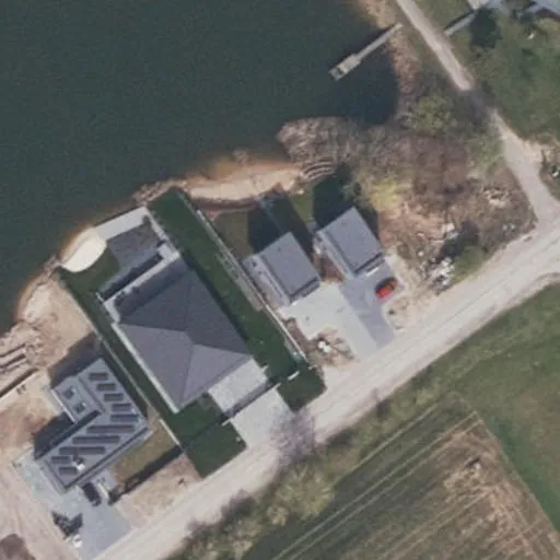 Vaizdas iš viršaus: Tiesioji g. 1B, Karkiškės