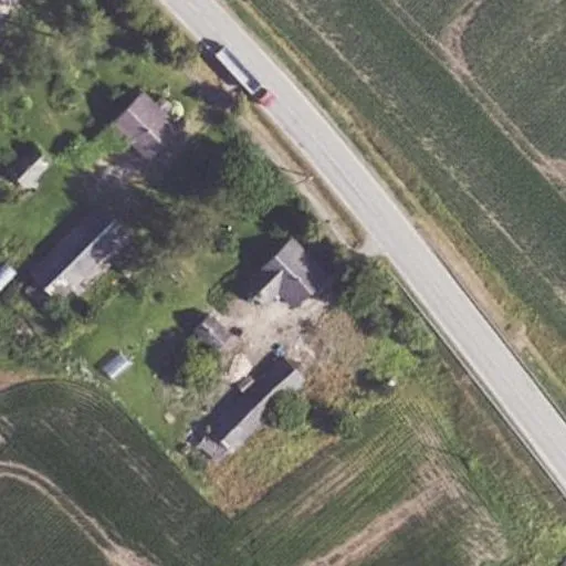 Vaizdas iš viršaus: J. Avyžiaus g. 75, Mėdginai