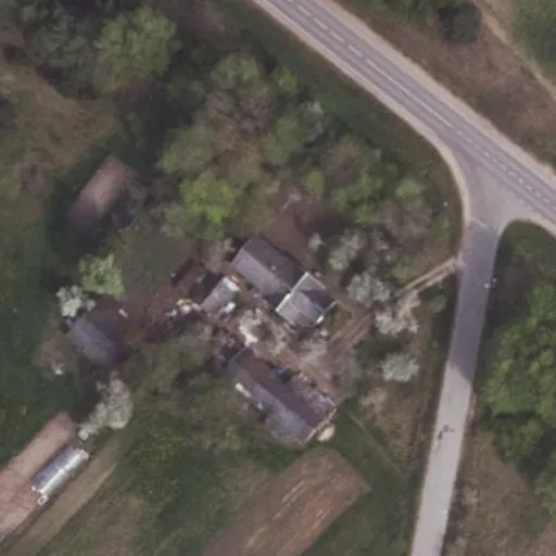 Vaizdas iš viršaus: Dariaus ir Girėno g. 13, Dovainonys