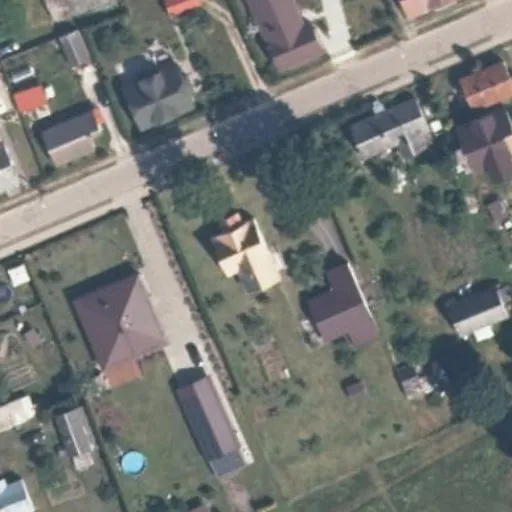 Vaizdas iš viršaus: Vasario 16-osios g. 12, Kazlų Rūda