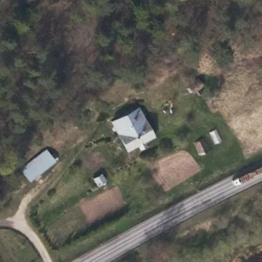 Vaizdas iš viršaus: Bičiulių g. 42, Ginėnai