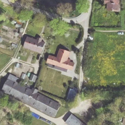 Vaizdas iš viršaus: Tvenkinio g. 3, Akademija