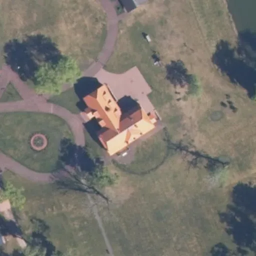 Vaizdas iš viršaus: Dvaro g. 54, Pakėvis