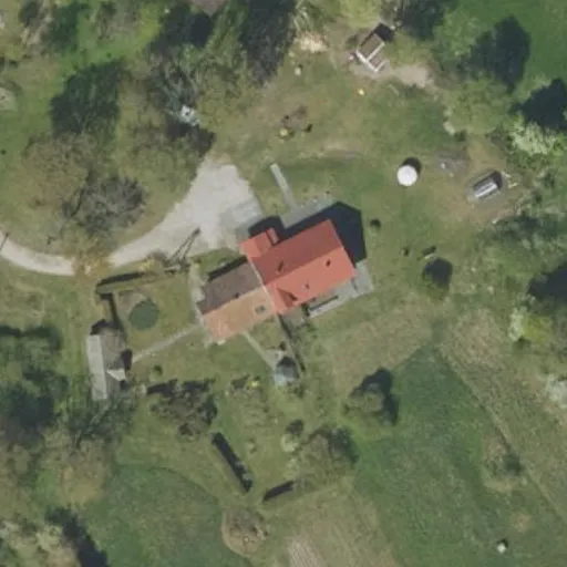 Vaizdas iš viršaus: Frydricho Šrėderio g. 12, Gropiškiai