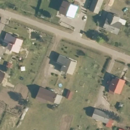 Vaizdas iš viršaus: Atgimimo g. 4, Agluonėnai