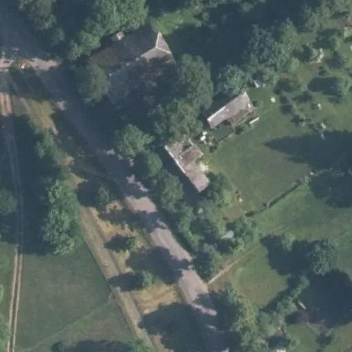 Vaizdas iš viršaus: Ąžuolyno g. 9, Dubingiai