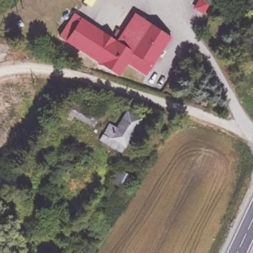Vaizdas iš viršaus: Dvaro g. 2, Ąžuolpamūšė