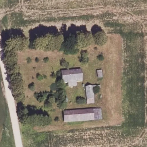 Vaizdas iš viršaus: Alyvų g. 33, Gulbinėnai