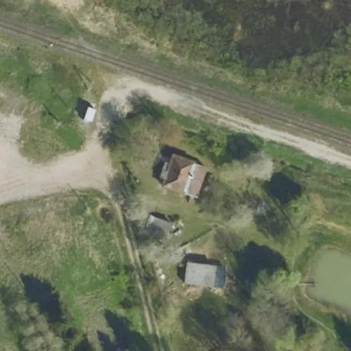 Vaizdas iš viršaus: Geležinkelio g. 7, Alksnėnai