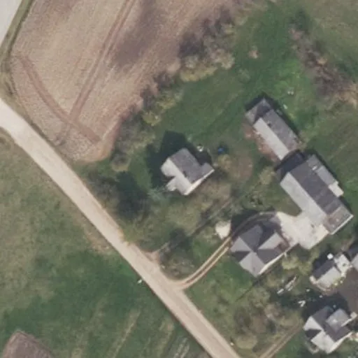 Vaizdas iš viršaus: Slyvų g. 2, Leskava