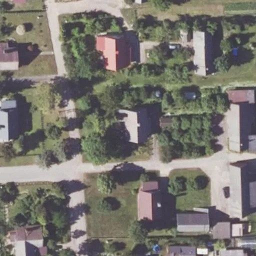 Vaizdas iš viršaus: Lauko g. 22, Alksniupiai