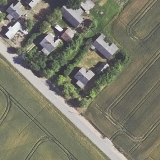 Vaizdas iš viršaus: Apynių g. 12, Džiugoniai