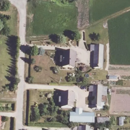 Vaizdas iš viršaus: Lauko g. 6, Alksniupiai