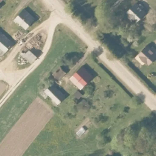 Vaizdas iš viršaus: Gintaro g. 12, Lioliai