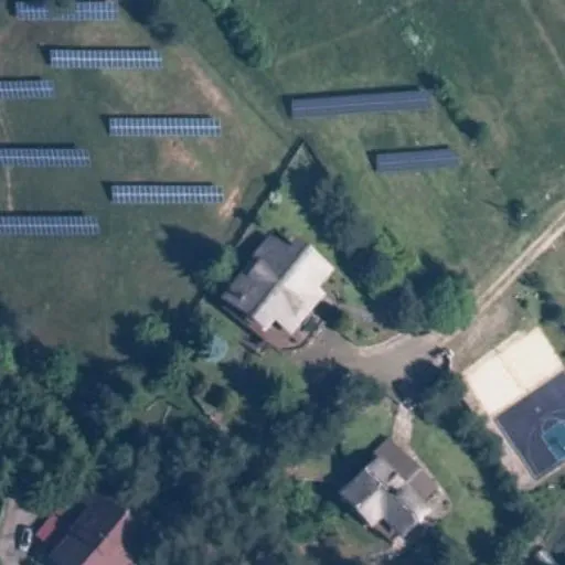 Vaizdas iš viršaus: Dvarčių g. 4, Raudoniškės