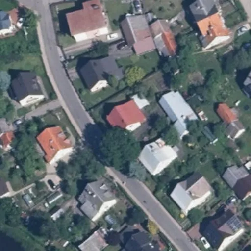 Vaizdas iš viršaus: Kovo 11-osios g. 18, Grigiškės