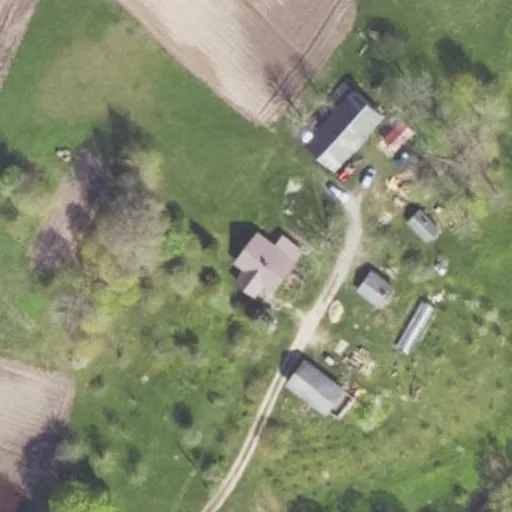 Vaizdas iš viršaus: Aušros g. 60, Haliampolis