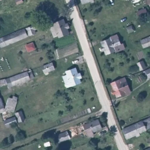 Vaizdas iš viršaus: Gelužos 2-oji g. 13, Tiltai