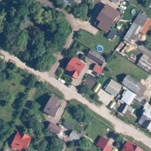 Vaizdas iš viršaus: Taikos skg. 4, Vievis
