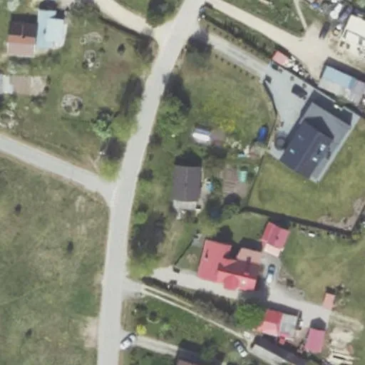 Vaizdas iš viršaus: Pavasario g. 28, Ukmergė