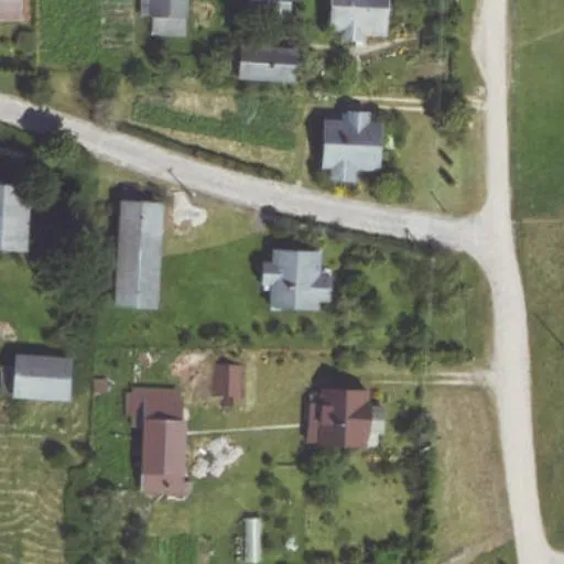 Vaizdas iš viršaus: Dvaro g. 2, Sena Pašaminė