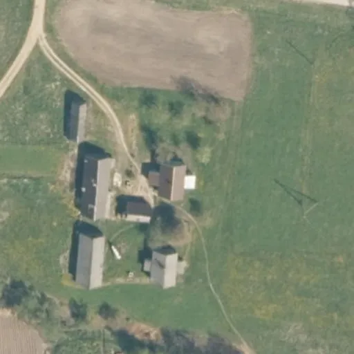 Vaizdas iš viršaus: Nepriklausomybės g. 2, Teneniai